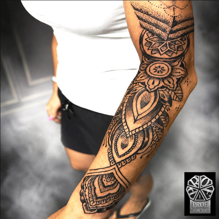 Maori,polinesian,tribal,celtic,mandala tattoos